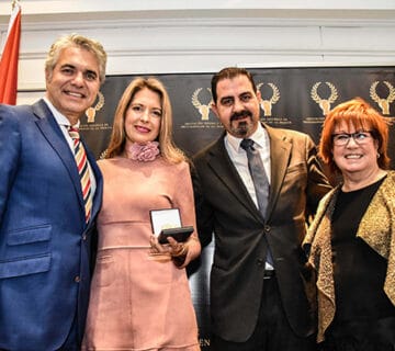 Medalla de oro a la trayectoria profesional de Artesanía Cuadrado