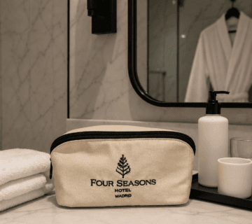 Neceser hotel four seasons 360x320